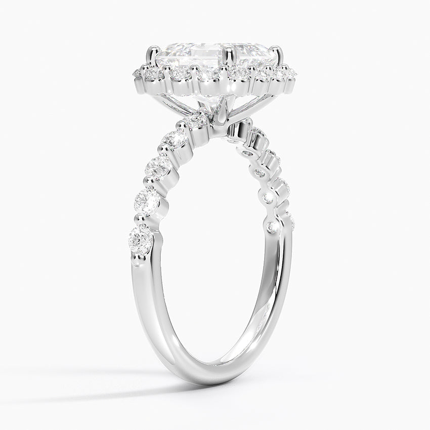 Carmelita Vintage Accents (Round Side Stones) Lab Diamond Ring in 18K Gold - Asscher