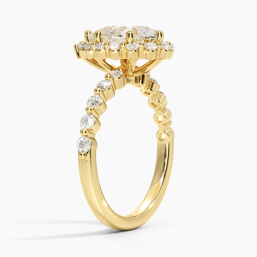 Carmelita Vintage Accents (Round Side Stones) Lab Diamond Ring in 18K Gold - Pear