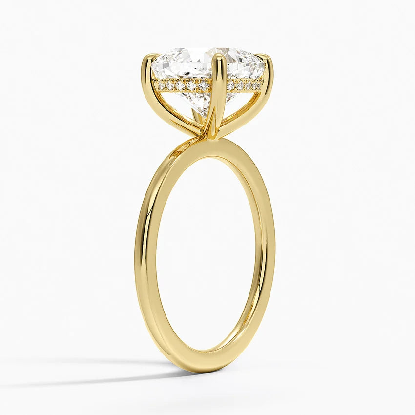 Pear Cut Diamond Solitaire Engagement Ring in Solid Gold⁠
