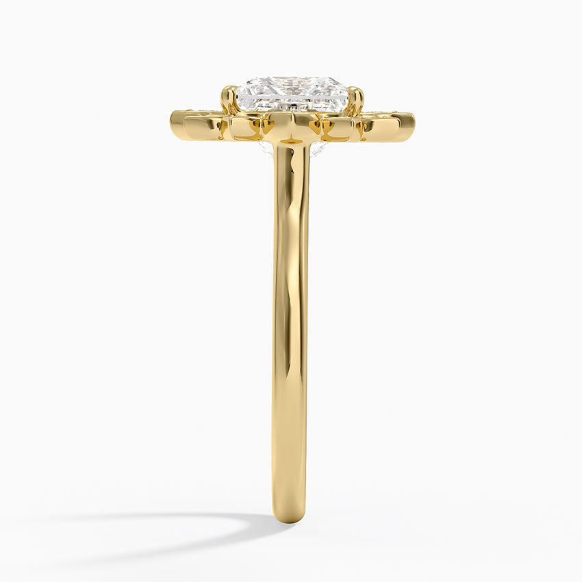 Liebe Vintage Accents (Round Side Stones) Lab Diamond Ring in 18K Gold - Princess