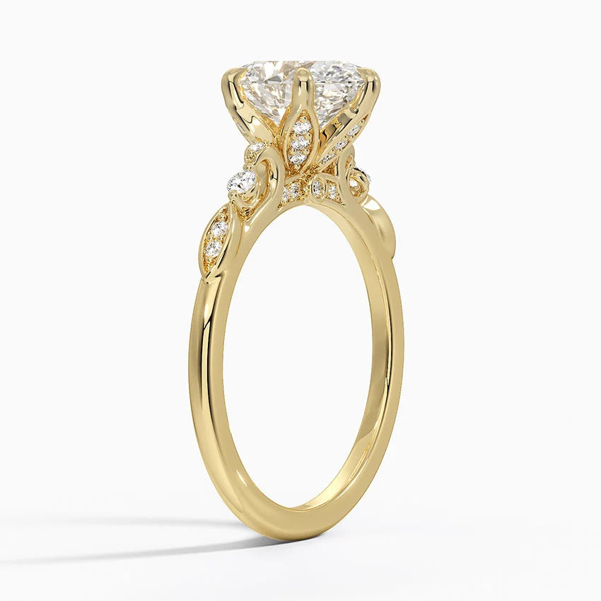 Poppy Accents (Round Side Stones) Lab Diamond Ring in 18K Gold - Oval