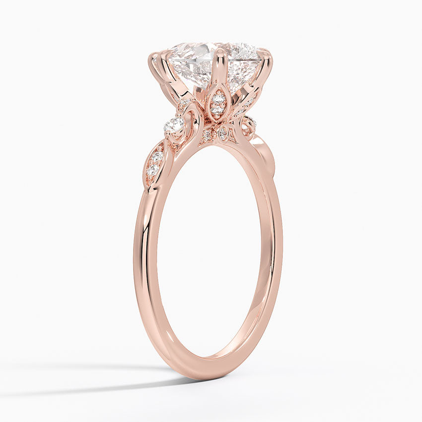 Poppy Accents (Round Side Stones) Lab Diamond Ring in 18K Gold - Pear