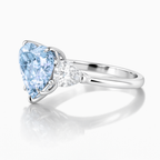 18K Solid Gold Heart Side Pear Trilogy Diamond Ring