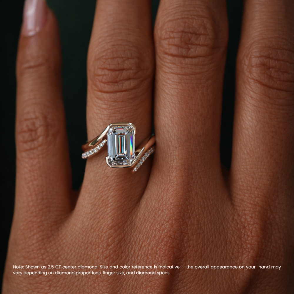 Curved Lab Diamond Engagement Ring Set (2 Rings) in 18K Gold - Emerald