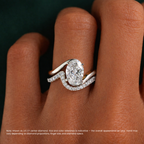 18K Solid Gold Oval Curved Engagement Ring Set