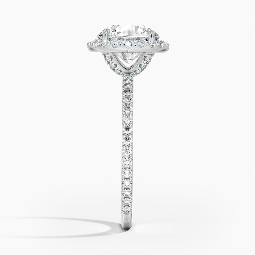 Round Cut Halo Pavé Engagement Ring in Solid Gold⁠