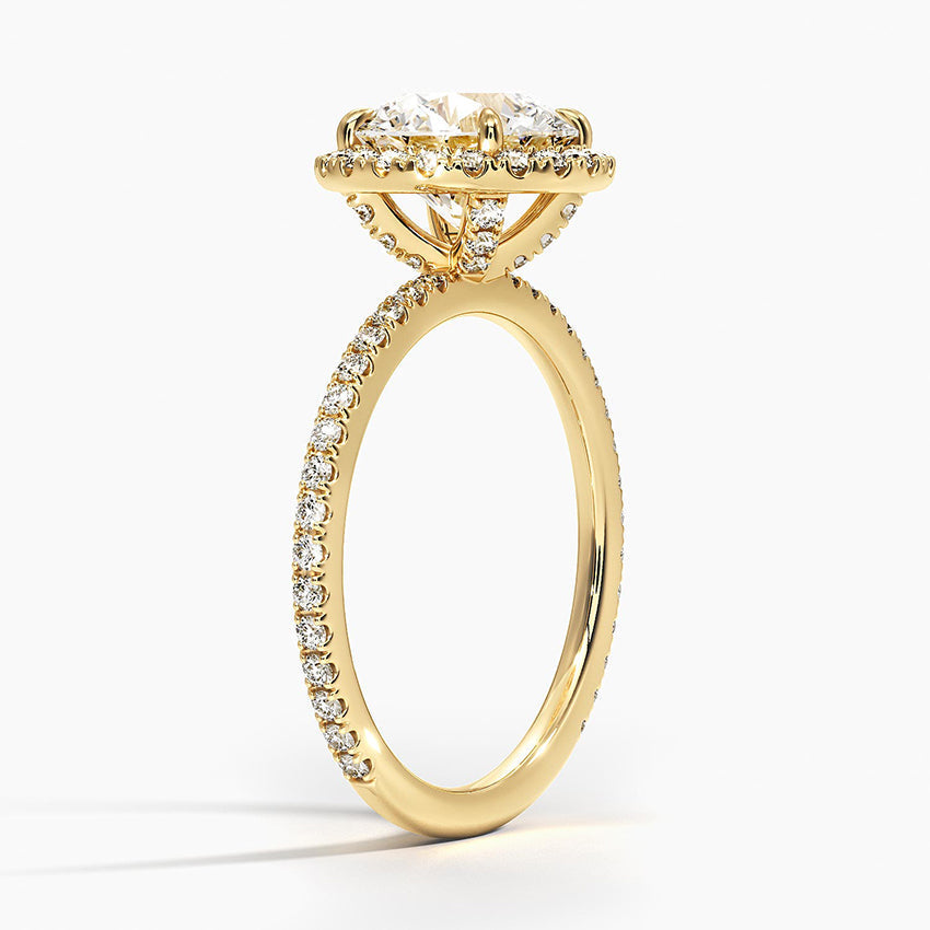 Round Cut Halo Pavé Engagement Ring in Solid Gold⁠