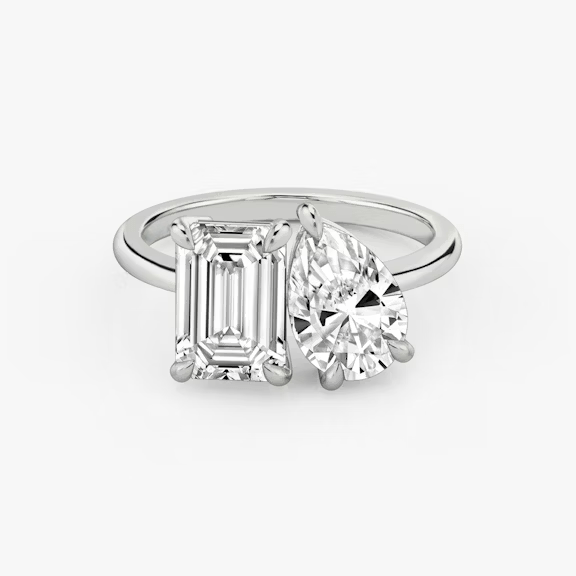 ecomposer-view with diamond shape-emerald-and-pear,ecomposer-metal type-white-gold-18k