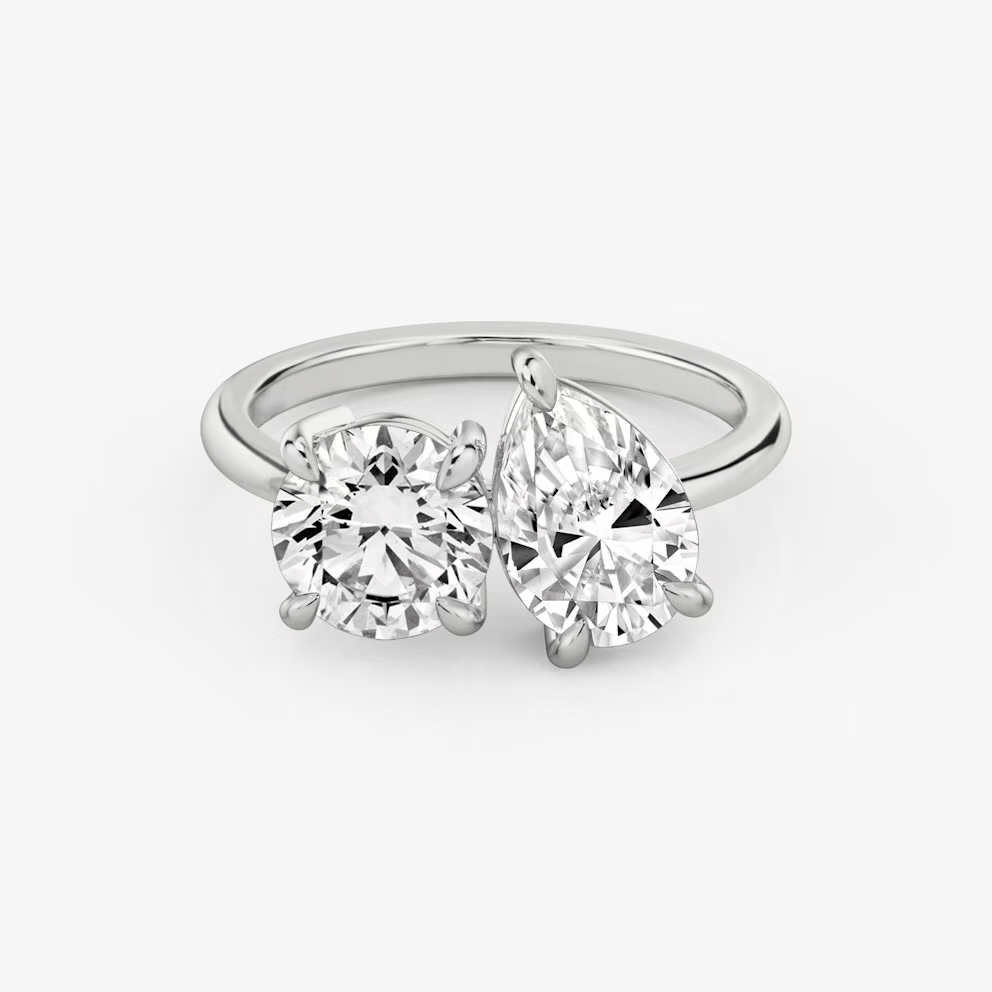 ecomposer-view with diamond shape-round-and-pear,ecomposer-metal type-white-gold-18k