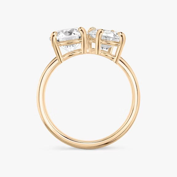 Round & Oval Cut Toi et Moi Diamond Engagement Ring in Solid Gold⁠
