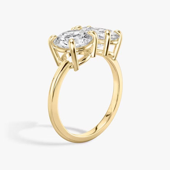 Round & Oval Cut Toi et Moi Diamond Engagement Ring in Solid Gold⁠