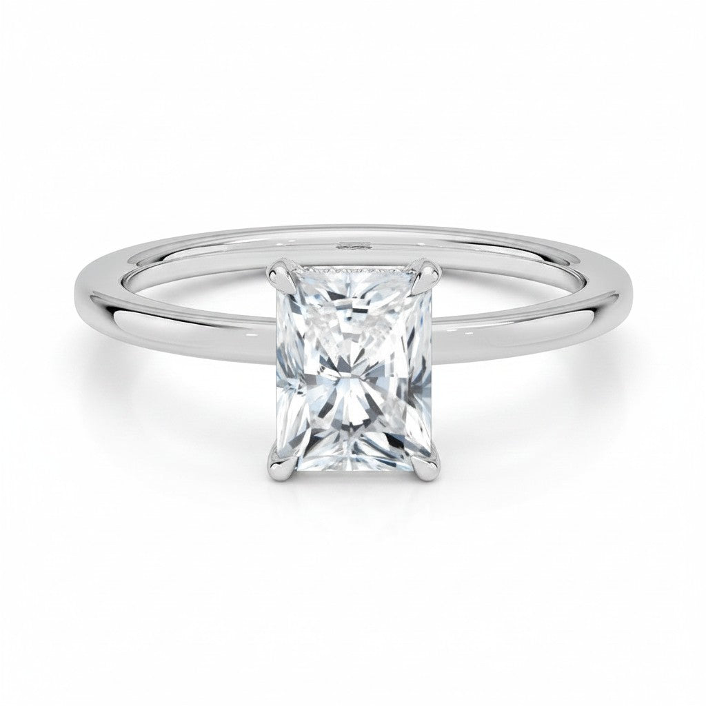My Store 4 18K solid gold halo ring featuring a radiant lab-grown diamond in a classic polished setting