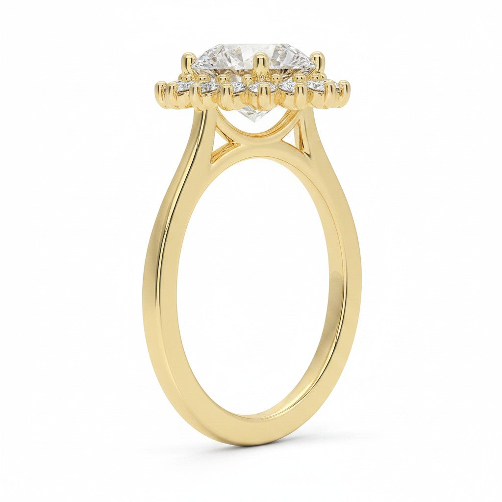My Store 4 18K solid gold engagement ring featuring a round-cut lab diamond in a vintage-inspired halo setting.