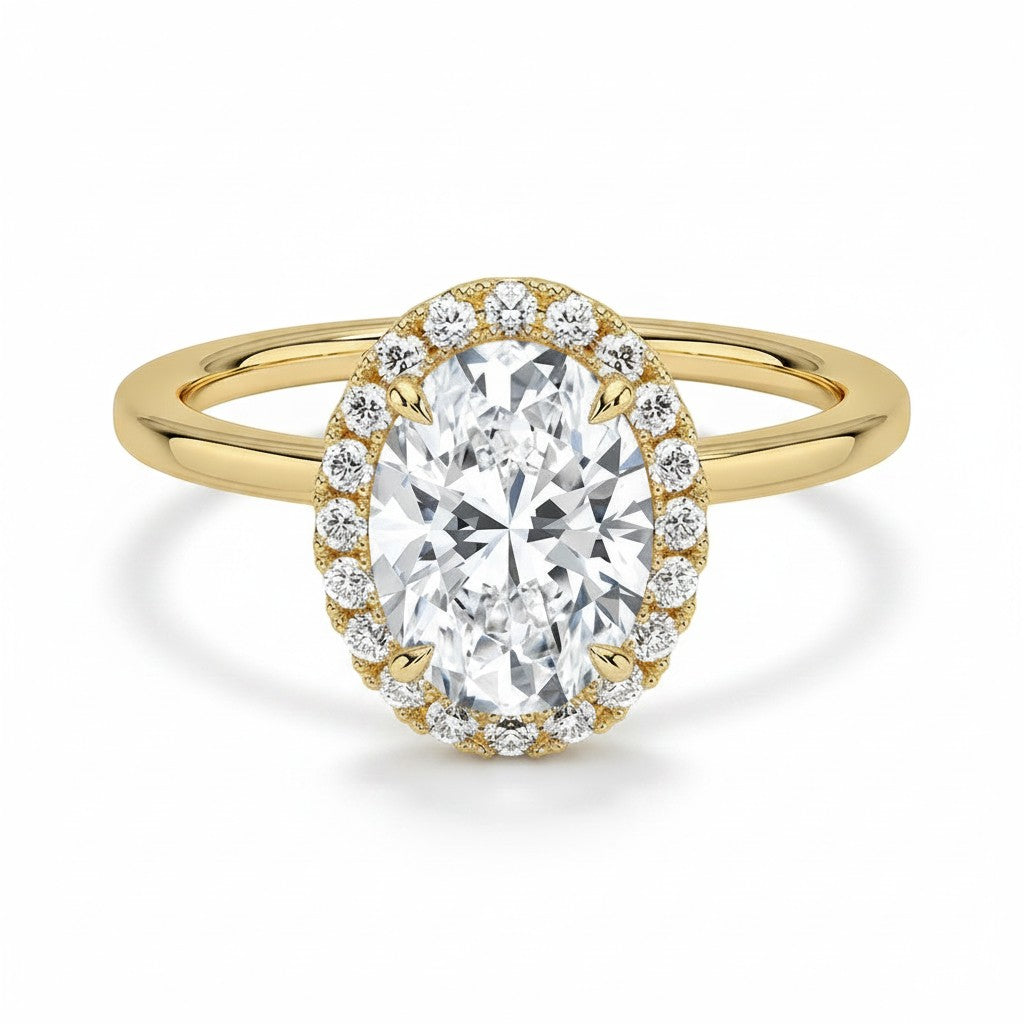 My Store 4 18K solid gold halo ring featuring an oval lab-grown diamond surrounded by sparkling accent stones.