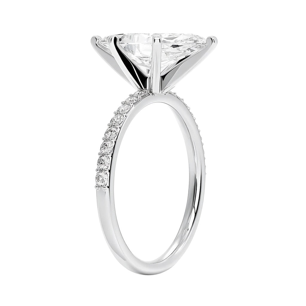 My Store 4 18K solid gold solitaire ring featuring a central diamond and pavé-set diamonds on a polished band