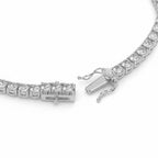 My Store 4 tennis bracelet in white gold with round brilliant white diamonds and a secure box clasp with safety latch