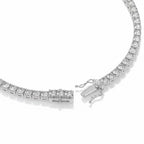 My Store 4 tennis bracelet in white gold with round brilliant diamonds and a secure box clasp closure.