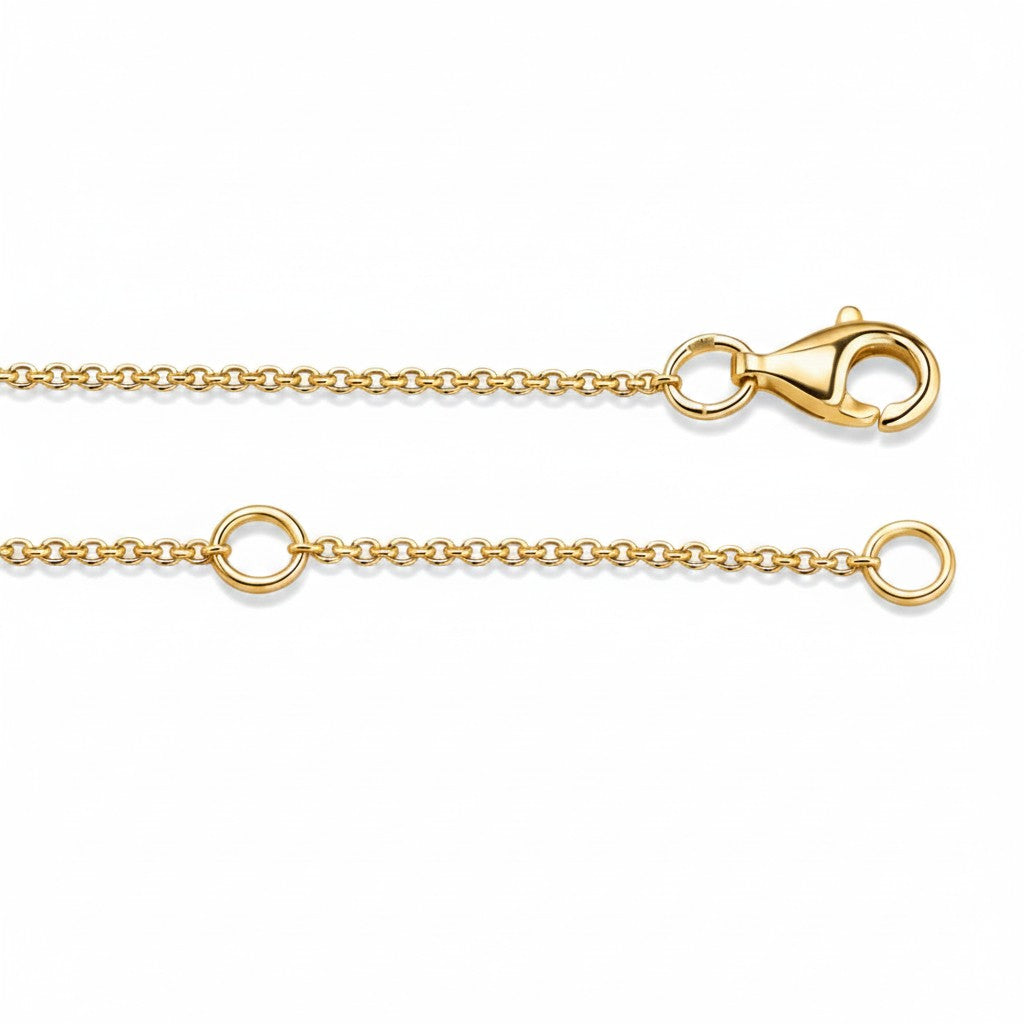 My Store 4 18K yellow gold cable chain necklace featuring a secure lobster claw clasp and adjustable jump rings.