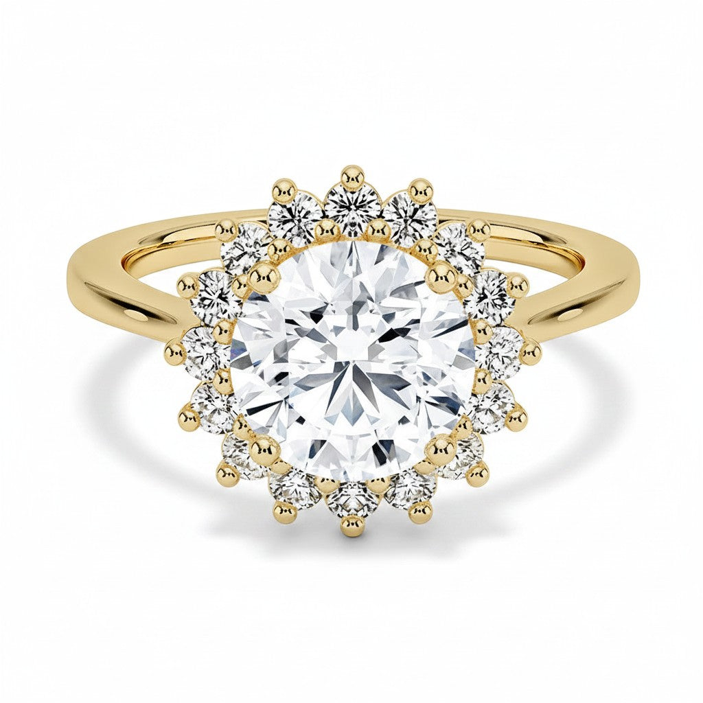 My Store 4 18K solid gold engagement ring featuring a round-cut lab diamond in a vintage-inspired halo setting.