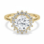 My Store 4 18K solid gold engagement ring featuring a round-cut lab diamond in a vintage-inspired halo setting.