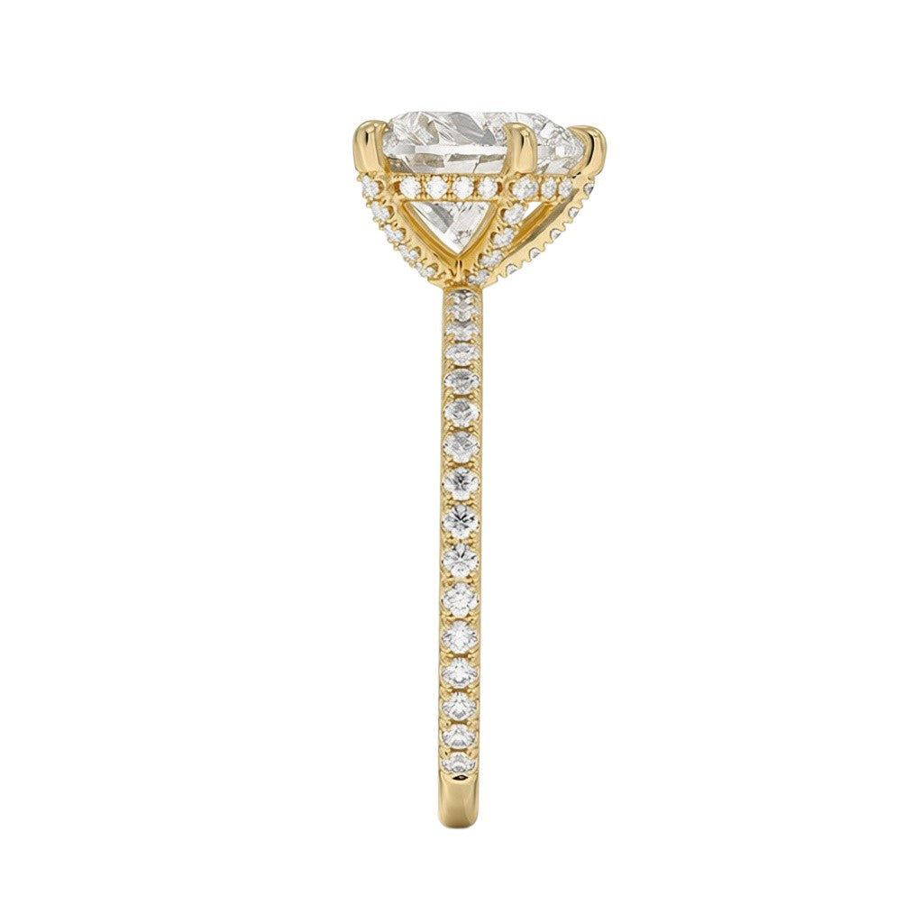My Store 4 18K solid gold solitaire ring featuring a central lab-grown diamond and pavé-set band, side profile view.