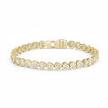 My Store 4 18K solid gold bracelet featuring heart-shaped lab-grown diamonds in polished bezel settings.