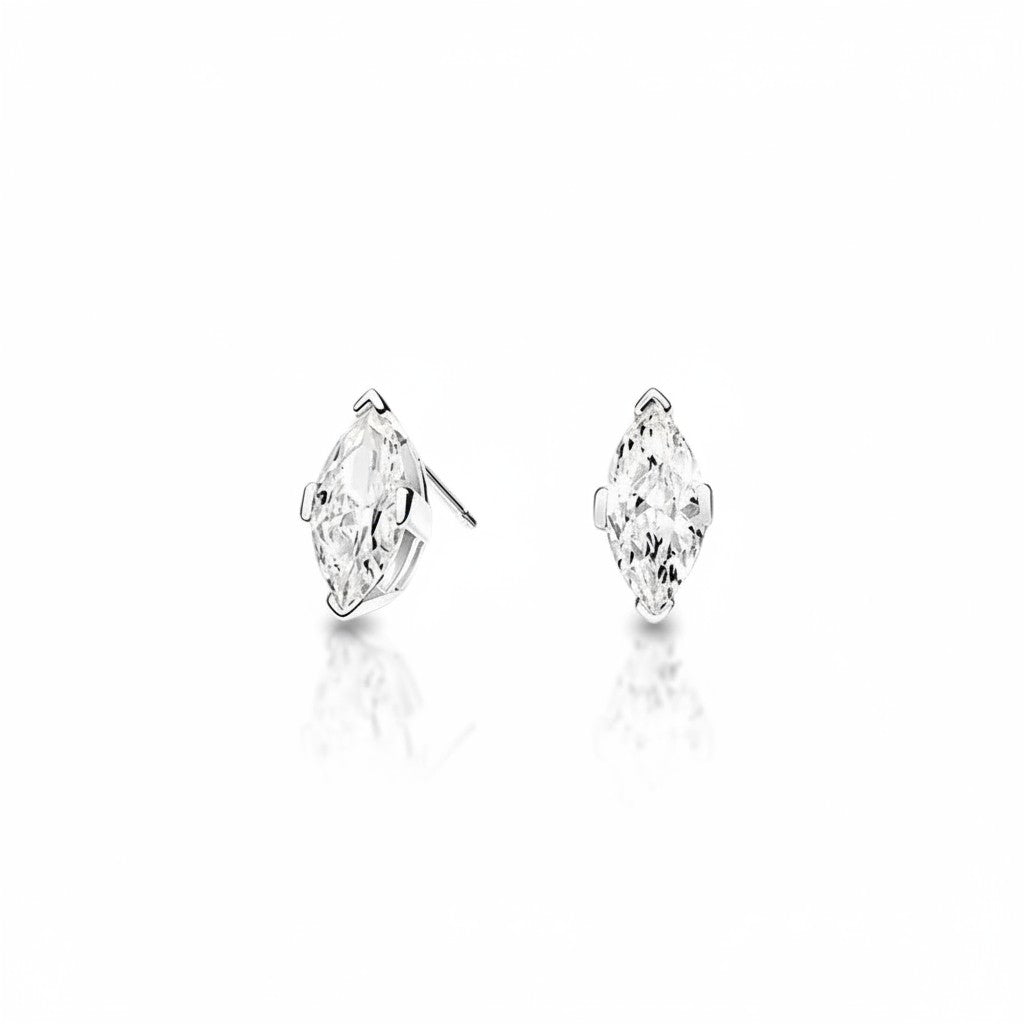My Store 4 18K solid gold stud earrings featuring 0.7 carat marquise-cut lab-grown diamonds with brilliant sparkle.