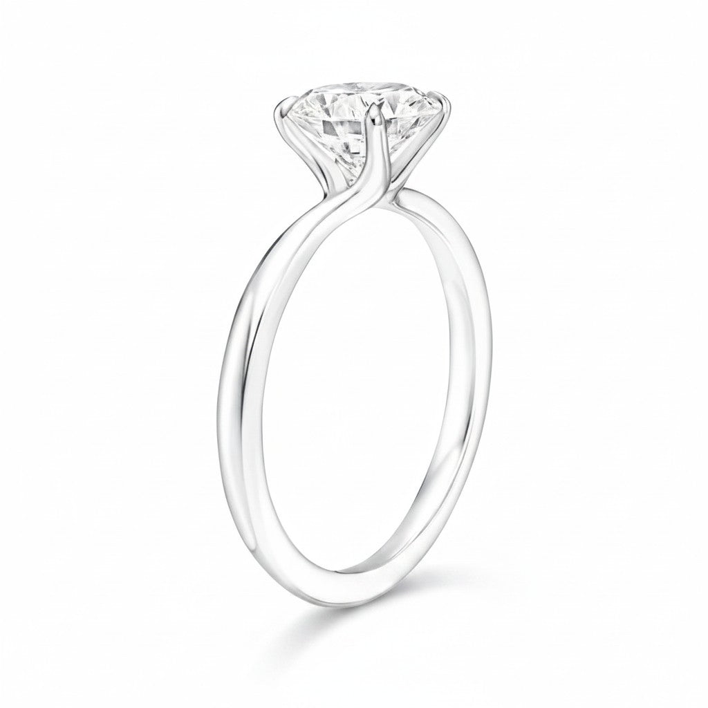 My Store 4 18K solid gold engagement ring featuring a brilliant marquise-cut lab-grown diamond in a sleek setting.