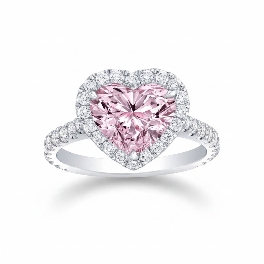 My Store 4 18K solid gold ring featuring a pink heart-cut lab-grown diamond with a sparkling diamond halo setting.