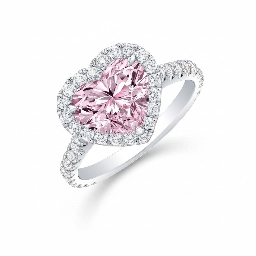 My Store 4 18K solid gold ring featuring a pink heart-cut lab-grown diamond with a sparkling diamond halo setting.