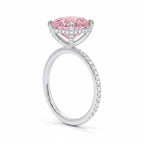 My Store 4 18K solid gold ring featuring a pink heart-cut lab-grown diamond with pavé-set diamond accents.