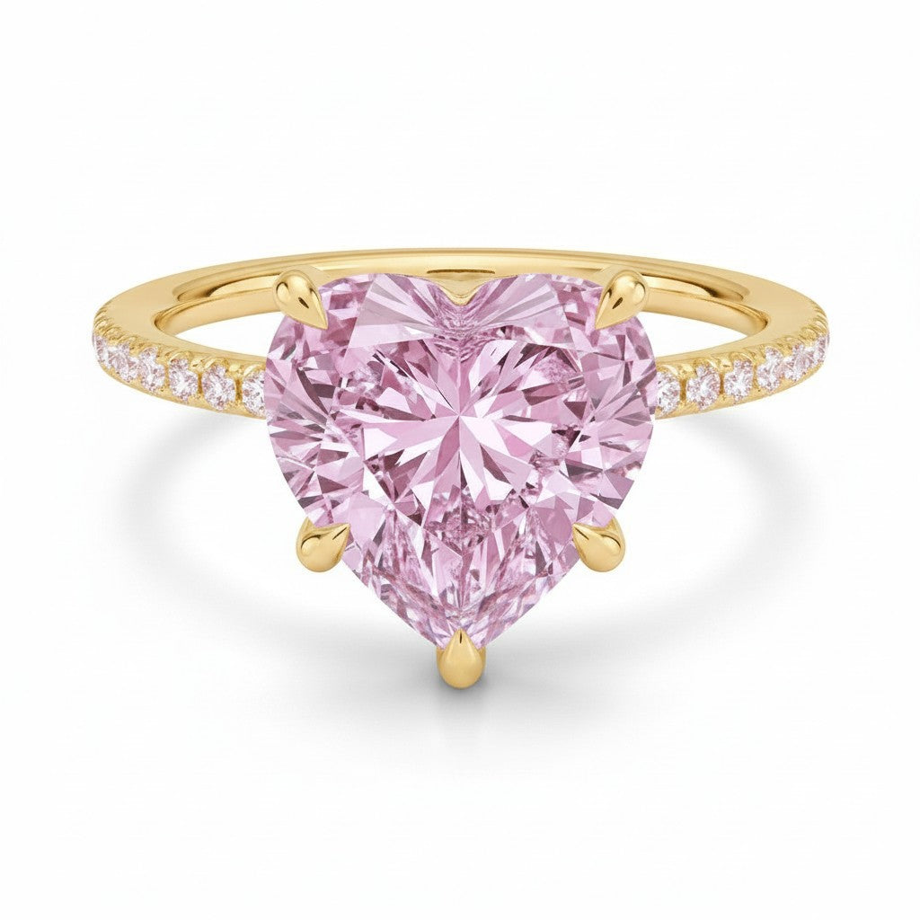 My Store 4 18K solid gold ring featuring a pink heart-cut lab-grown diamond with a sparkling pavé-set band.