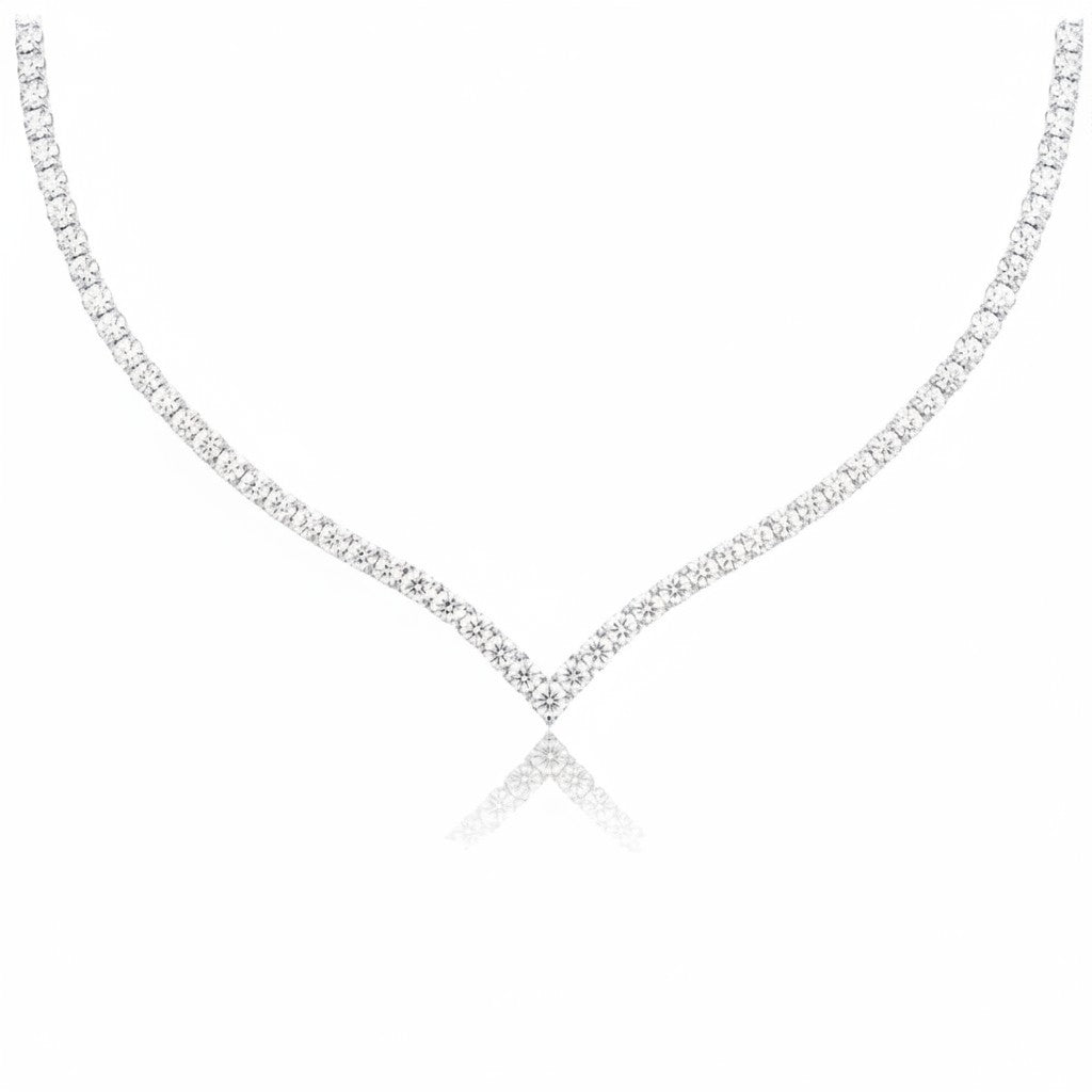 My Store 4 V-shaped diamond tennis necklace in white gold with a chevron silhouette and brilliant-cut stones.