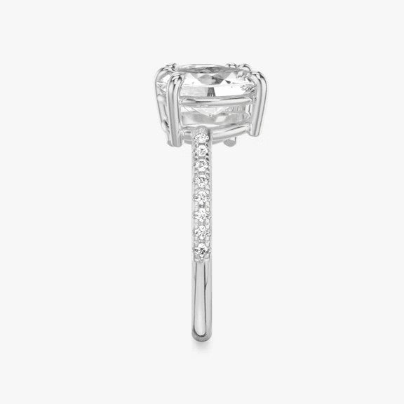 Toi et Moi Round and Oval Cut Pavé Engagement Ring in Solid Gold